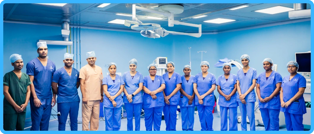 Staff trained in vascular surgery and interventions